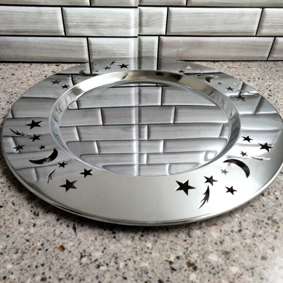 Set of 4 Cosmic Metal Charger Plates / Platters (B) - Picture 2 of 5